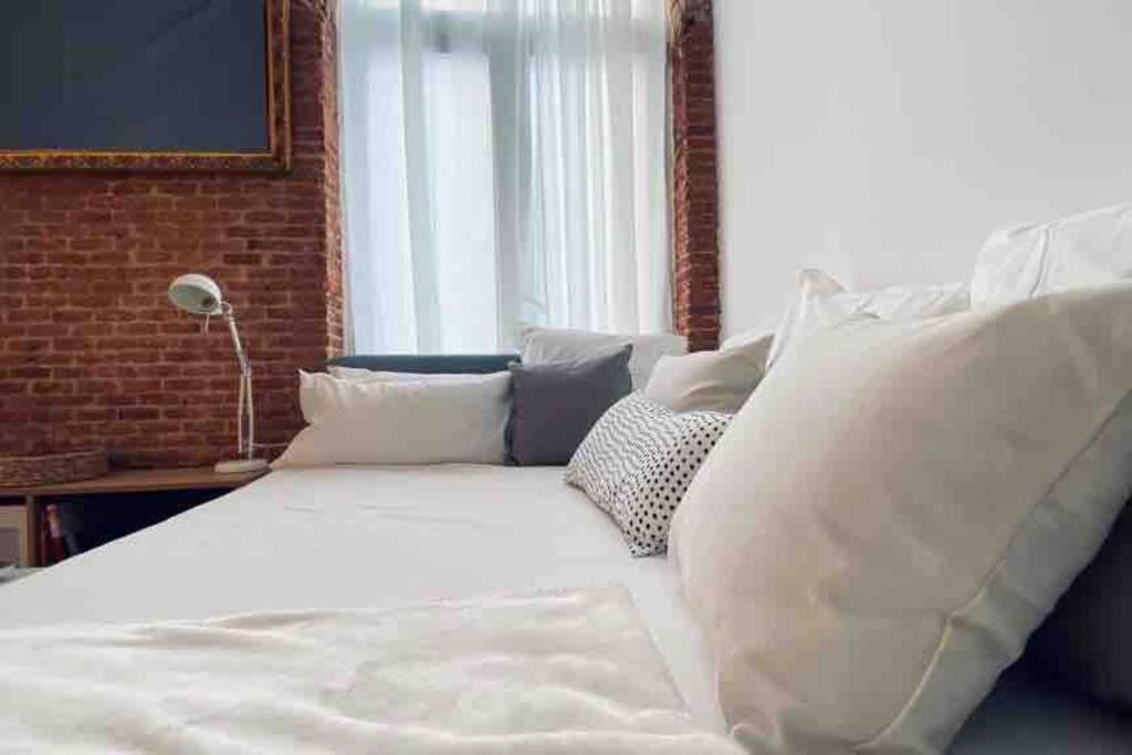 Unique Nyc Style Loft In The Heart Of Apartment Madrid